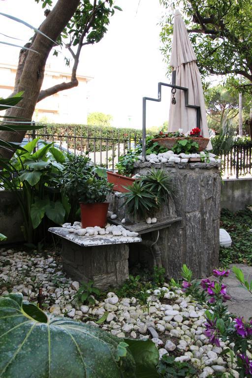 Pochi Passi Dal Mare Daire San Bartolomeo Al Mare Dış mekan fotoğraf