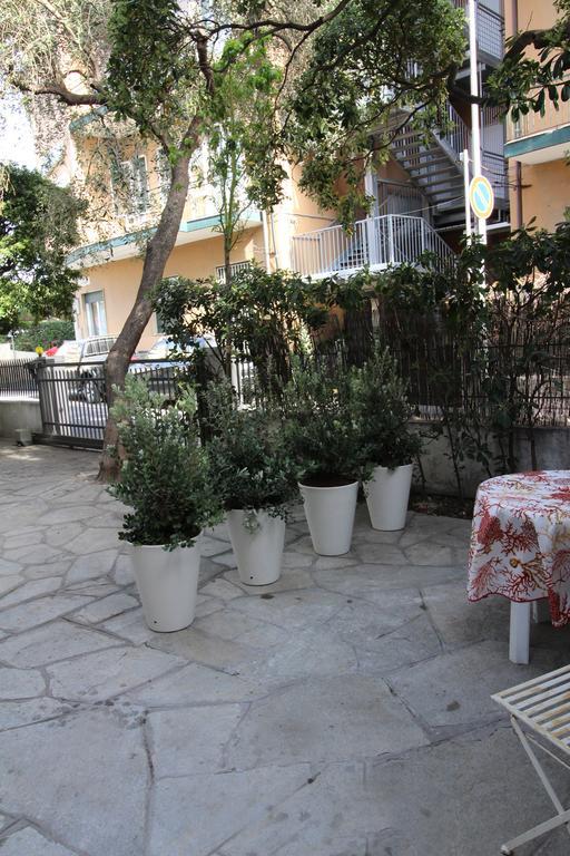 Pochi Passi Dal Mare Daire San Bartolomeo Al Mare Dış mekan fotoğraf